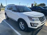 Thumbnail of 2017 Oxford White Ford Explorer