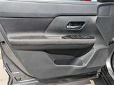 Thumbnail of 2025 2t Gun Red Roof Nissan Kicks