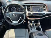 Thumbnail of 2018 Predawn Gray Mica Toyota Highlander