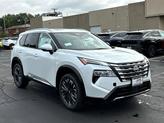 Thumbnail of 2025 Everest White P Nissan Rogue