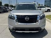 Thumbnail of 2025 Brilliant Silver Metallic Nissan Pathfinder