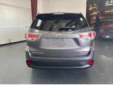 Thumbnail of 2015 Predawn Gray Mica Toyota Highlander