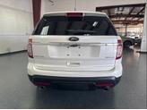 Thumbnail of 2015 White Platinum Metallic Tri-Coat Ford Explorer