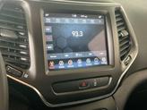 Thumbnail of 2022 Bright White Clearcoat Jeep Cherokee
