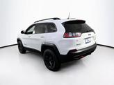 Thumbnail of 2022 Bright White Clearcoat Jeep Cherokee