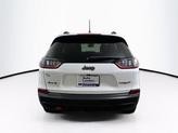 Thumbnail of 2022 Bright White Clearcoat Jeep Cherokee