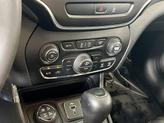 Thumbnail of 2022 Bright White Clearcoat Jeep Cherokee