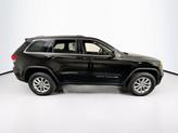 Thumbnail of 2021 Diamond Black Crystal Pearlcoat Jeep Grand Cherokee