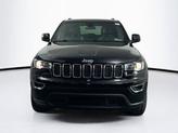 Thumbnail of 2021 Diamond Black Crystal Pearlcoat Jeep Grand Cherokee