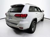 Thumbnail of 2022 Bright White Clearcoat Jeep Grand Cherokee