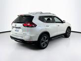 Thumbnail of 2019 Pearl White Tricoat Nissan Rogue