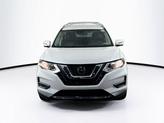 Thumbnail of 2019 Pearl White Tricoat Nissan Rogue