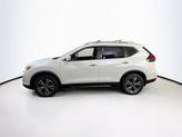 Thumbnail of 2019 Pearl White Tricoat Nissan Rogue