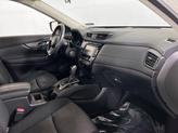 Thumbnail of 2019 Pearl White Tricoat Nissan Rogue