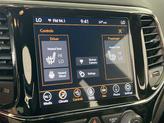 Thumbnail of 2022 Diamond Black Crystal Pearlcoat Jeep Grand Cherokee