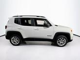 Thumbnail of 2022 Alpine White Clearcoat Jeep Renegade