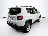 Thumbnail of 2022 Alpine White Clearcoat Jeep Renegade