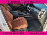 Thumbnail of 2022 Glacial White Pearl Kia Sorento