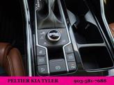 Thumbnail of 2022 Glacial White Pearl Kia Sorento