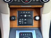 Thumbnail of 2016 White Land Rover LR4