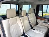 Thumbnail of 2016 White Land Rover LR4