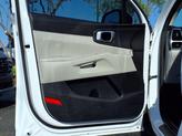 Thumbnail of 2022 Glacial White Pearl Kia Sorento