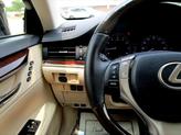 Thumbnail of 2013 Obsidian Lexus ES 350