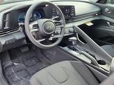 Thumbnail of 2025 White Hyundai ELANTRA
