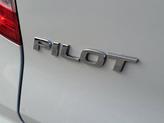 Thumbnail of 2020 Platinum White Pearl Honda Pilot