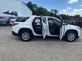 Thumbnail of 2018 Summit White Chevrolet Traverse