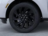 Thumbnail of 2025 Crystal White Metallic Clearcoat Lincoln Navigator