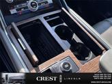 Thumbnail of 2023 Manhattan Green Metallic Premium Colorant Lincoln Navigator