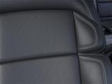 Thumbnail of 2025 Infinite Black Metallic Clearcoat Lincoln Navigator
