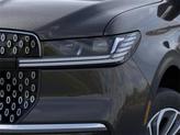 Thumbnail of 2025 Infinite Black Metallic Clearcoat Lincoln Navigator