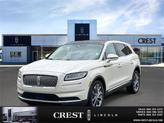 Thumbnail of 2022 Ceramic Pearl Metallic Tinted Clearcoat Lincoln Nautilus