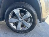 Thumbnail of 2014 Beige Jeep Grand Cherokee
