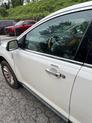 Thumbnail of 2011 White Platinum Clearcoat Metallic Lincoln MKX