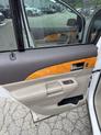 Thumbnail of 2011 White Platinum Clearcoat Metallic Lincoln MKX