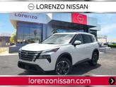 Photo of 2025 Everest White Pearl Nissan Rogue
