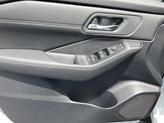 Thumbnail of 2025 Everest White Pearl Nissan Rogue