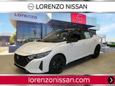 Photo of 2025 Aspen White Tricoat/Super Black Nissan Sentra