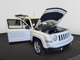 Thumbnail of 2014 Bright White Clearcoat Jeep Patriot