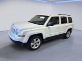 Thumbnail of 2014 Bright White Clearcoat Jeep Patriot