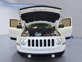 Thumbnail of 2014 Bright White Clearcoat Jeep Patriot