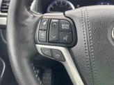 Thumbnail of 2019 Gray Toyota Highlander
