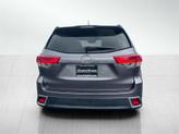 Thumbnail of 2019 Gray Toyota Highlander