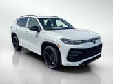 Photo of 2025 Pearl White Volkswagen Tiguan