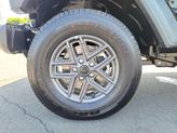 Thumbnail of 2025 Black Clearcoat Jeep Gladiator