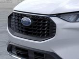 Thumbnail of 2025 Oxford White Ford Escape