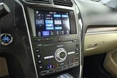 Thumbnail of 2019 White Platinum Clearcoat Metallic Ford Explorer